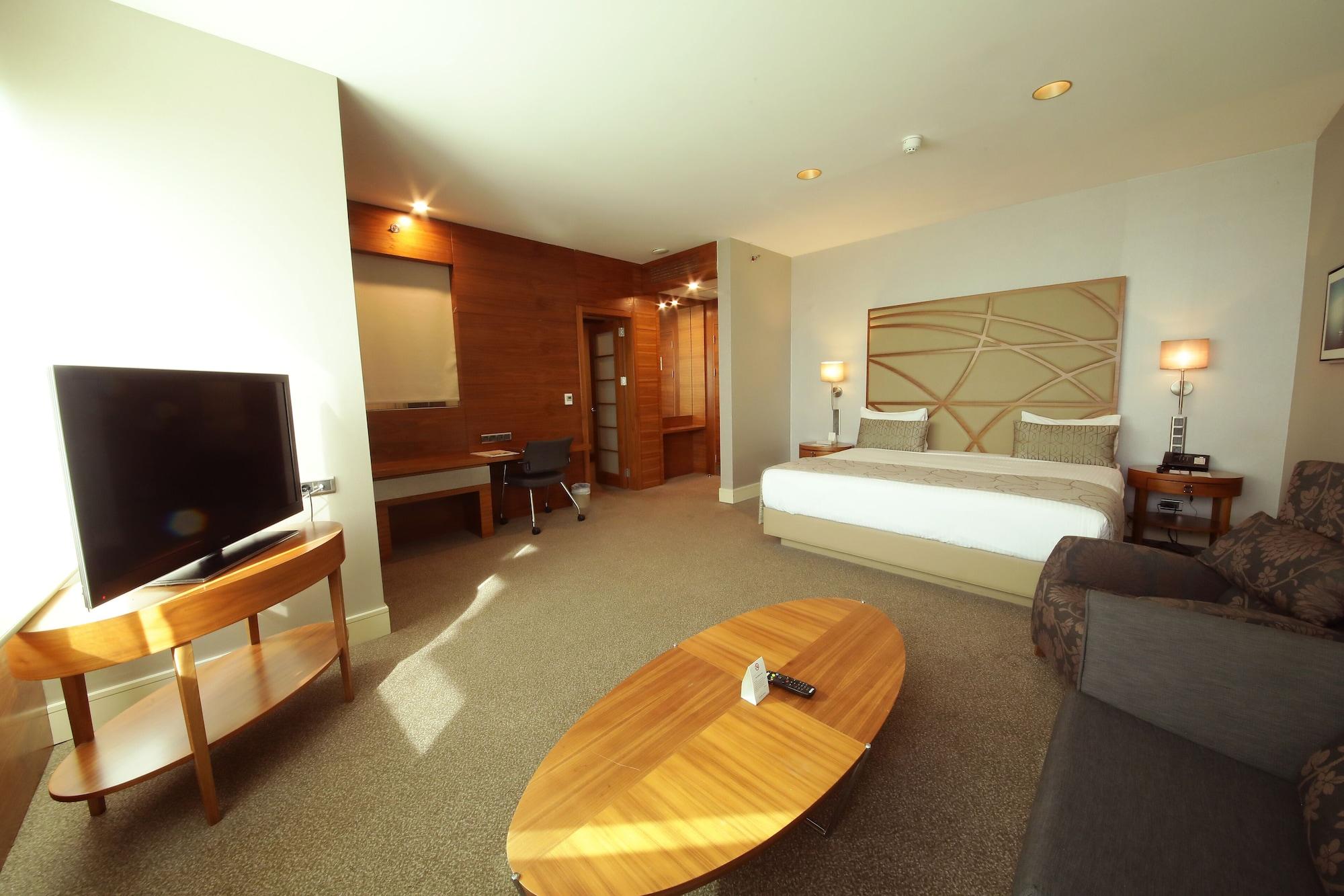 Cevahir Hotel Istanbul Asia Istambul Exterior foto A room at the hotel